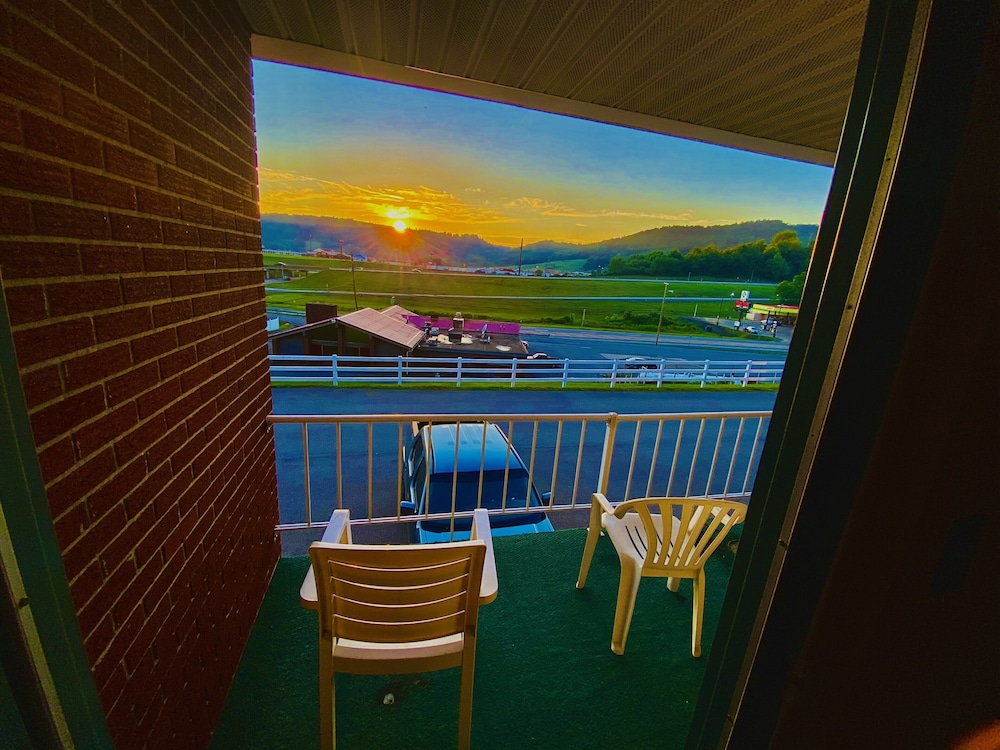 Sutton Lane Motel