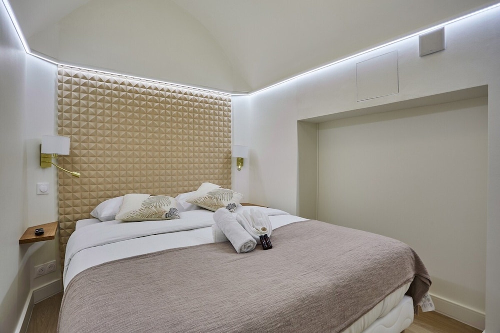 Amazing Apartment in the Center of Paris