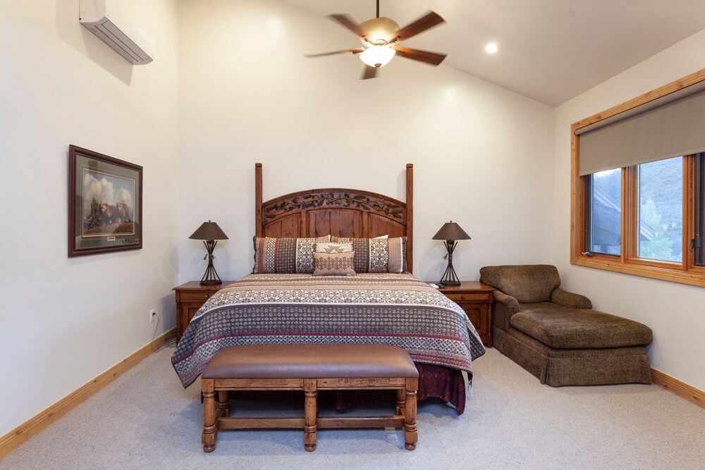 Trail's End Lodge at Deer Valley Resort - Four Bedroom Residence with Space #504 4 Condo