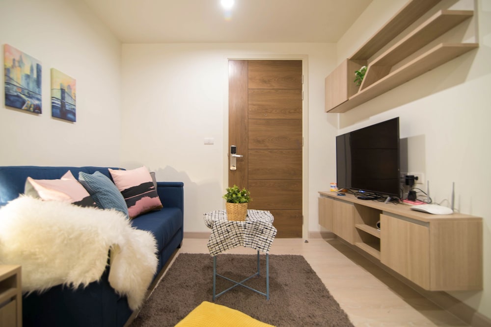 Apartment BTS On Nut, Convenience Store Nearby - bkmono1