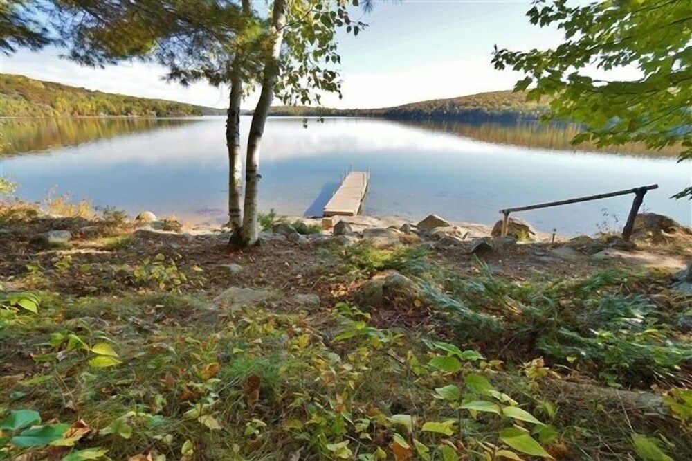 282 Papineau Lake 3 Bedroom Cottage
