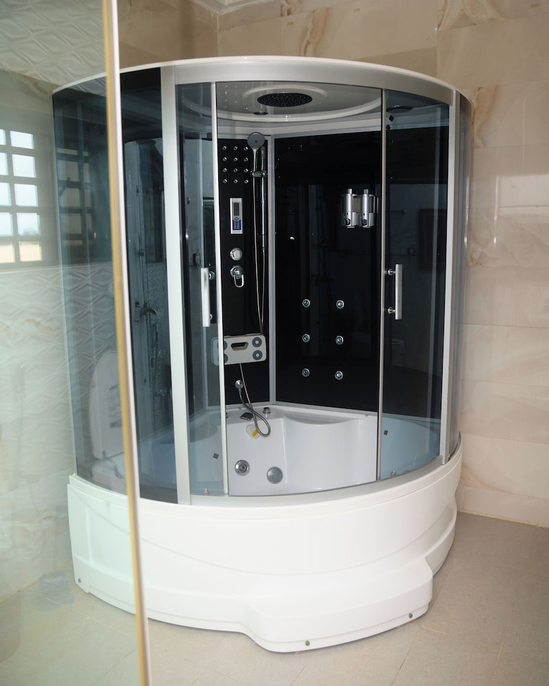 Luxurious 1 Duplex and 3 Flats Apartments, Ugbor Village RD, Benin City Nigeria