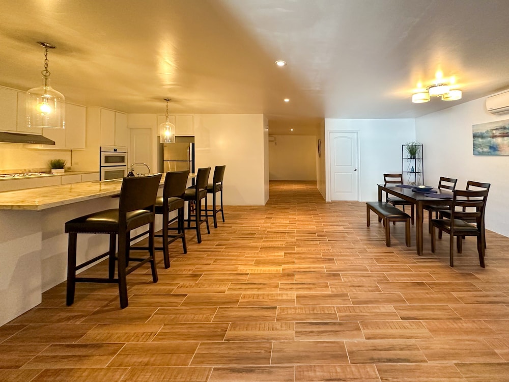 Spacious 3BR House Near Iconic Sandy Beach