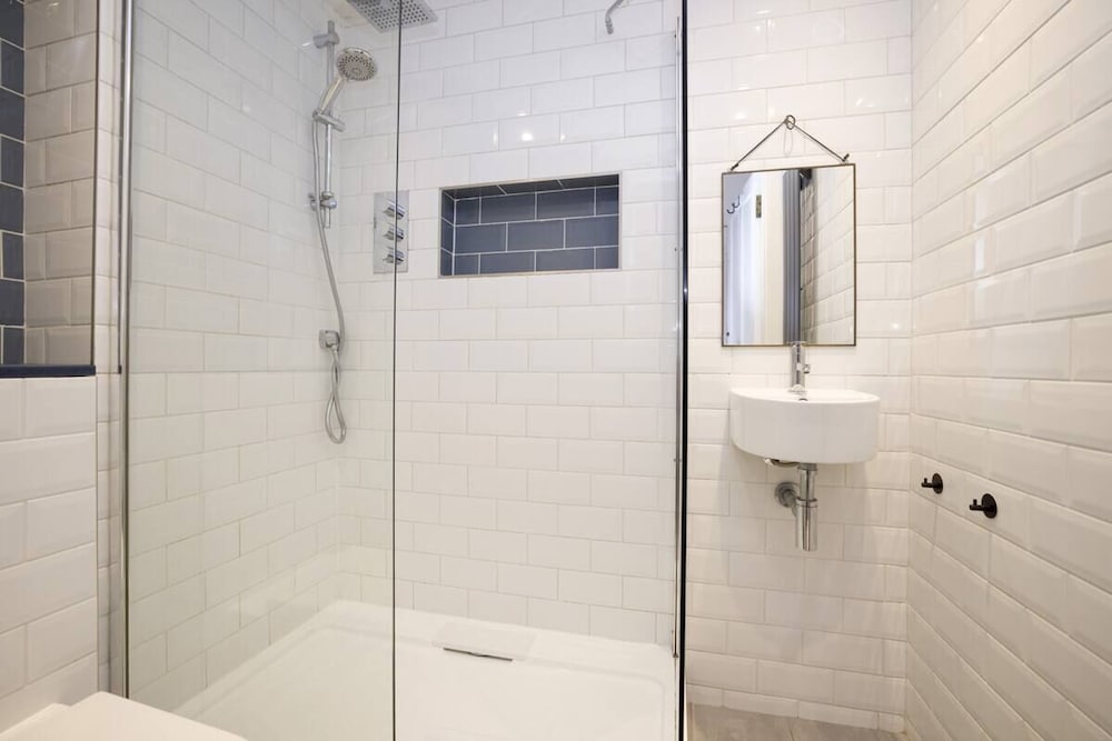 Splendid 2bed Apt near Haymarket