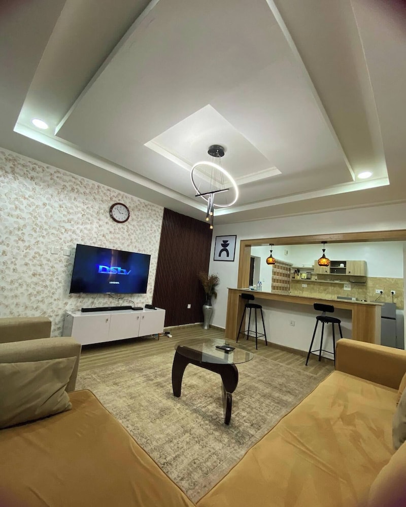 Cee- Jackson Apartment