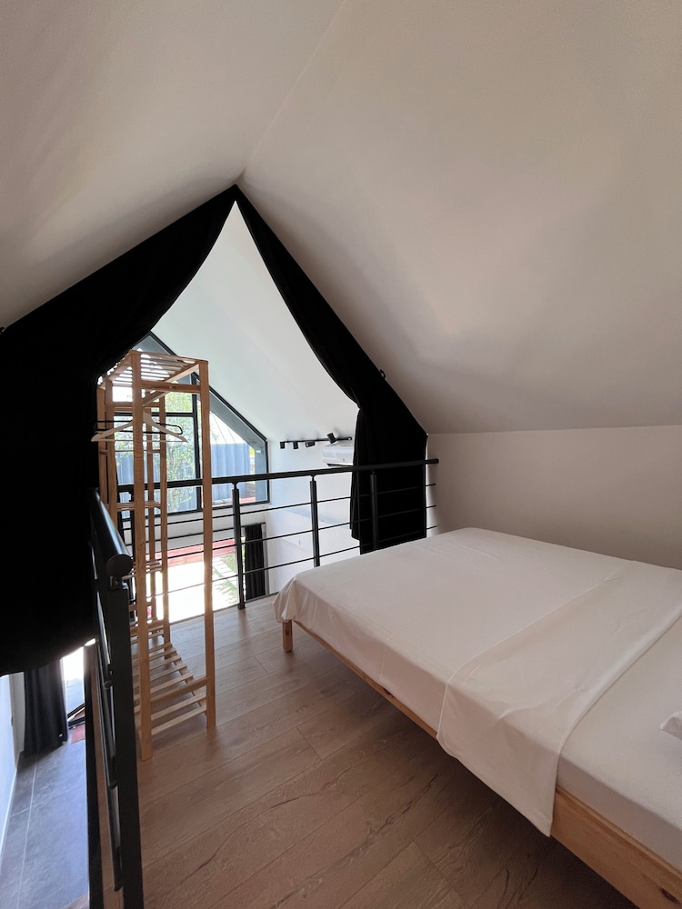 Monk Livingspace