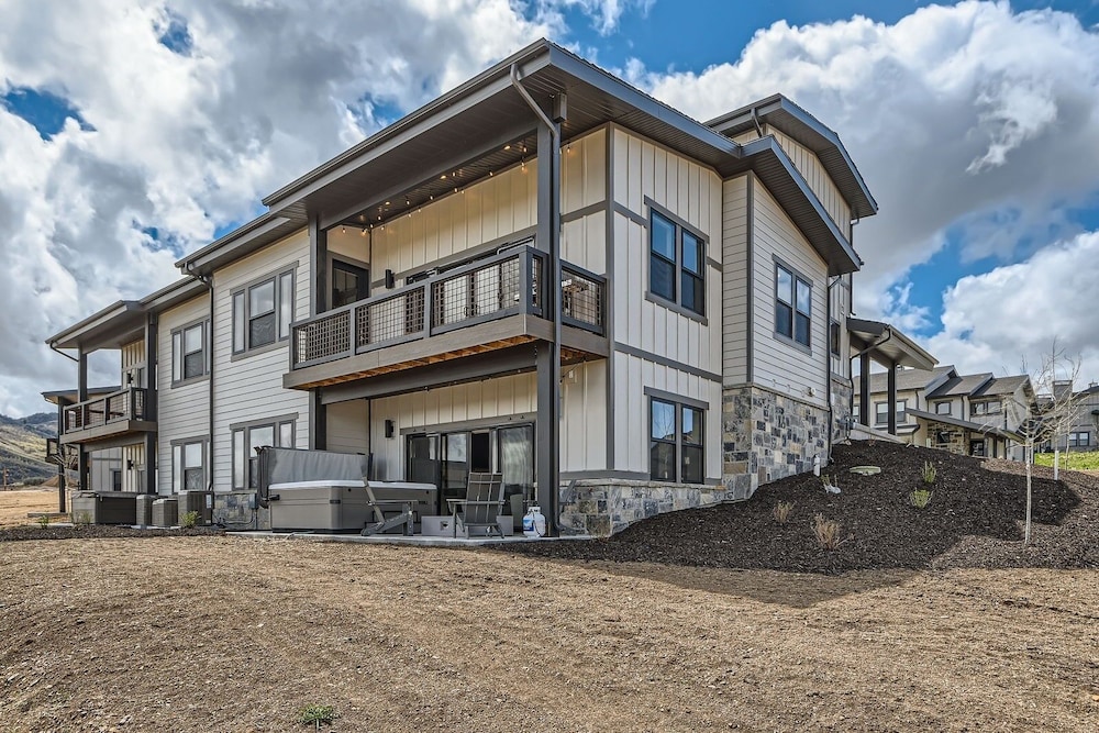 Deer Valley East Perfection On Vissen! 933 4 Bedroom Townhouse