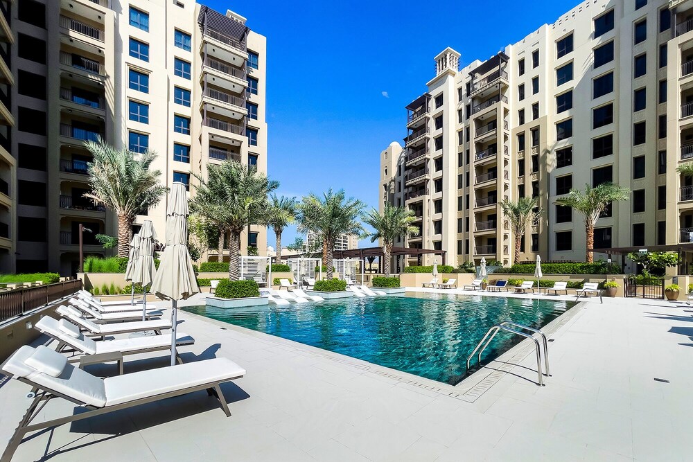 Premium 1BR in Asayel 2