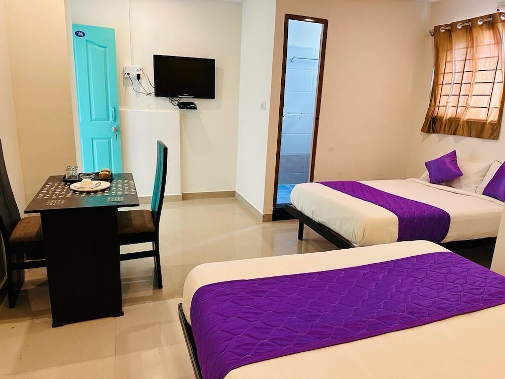 Hotel SY Comforts
