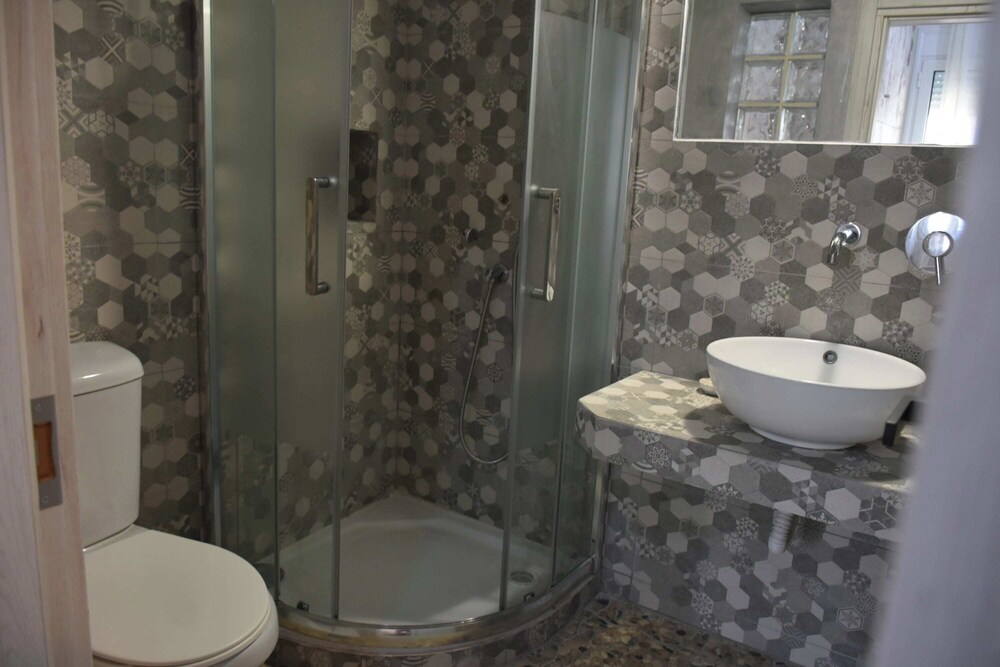 Photo 47