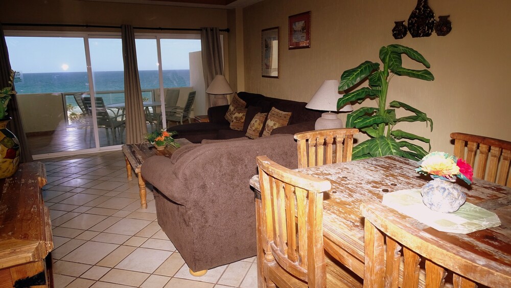 Beautiful 1½ Bedroom Condo on the Sea of Cortez at Las Palmas Resort Bn-603a 2 Condo by Redawning view 5