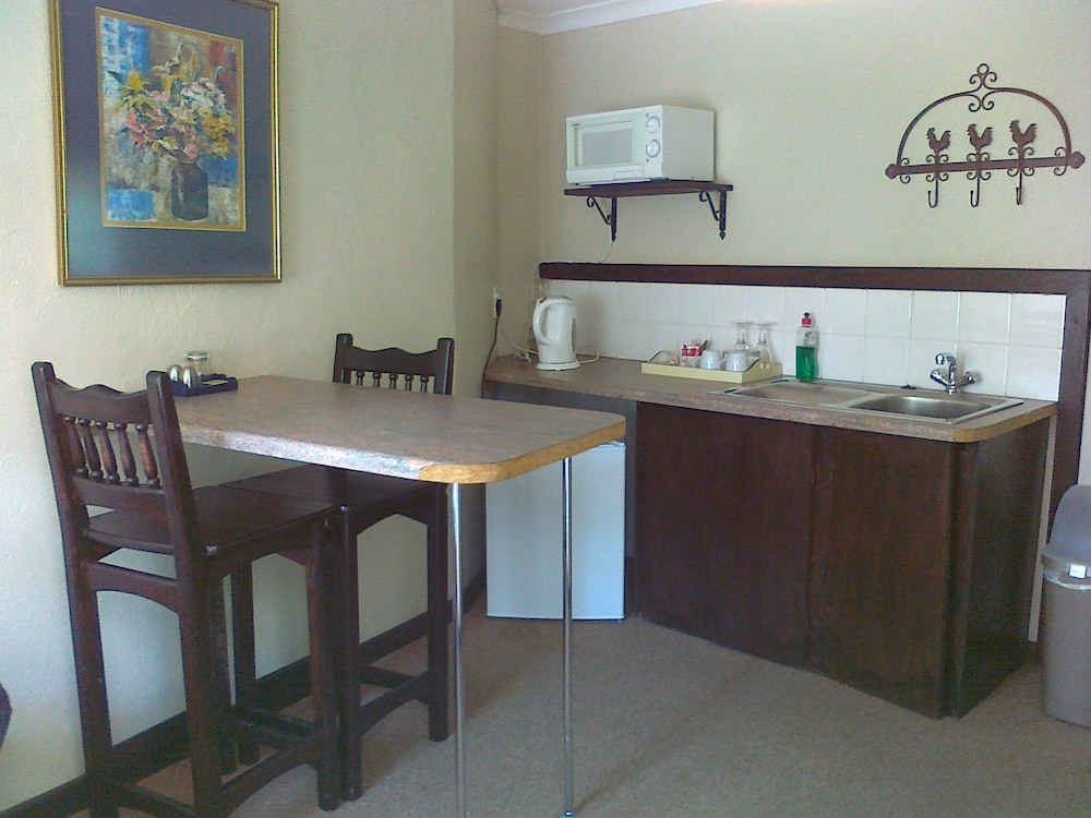 Khokha Moya Guesthouse