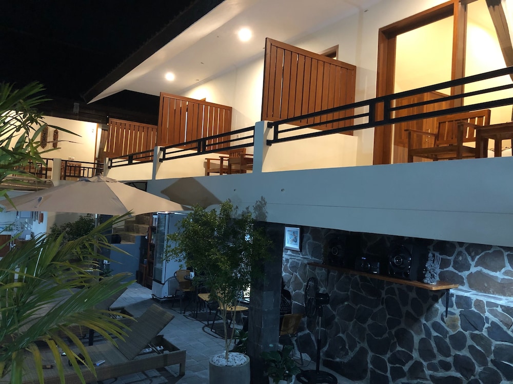 Photo 16