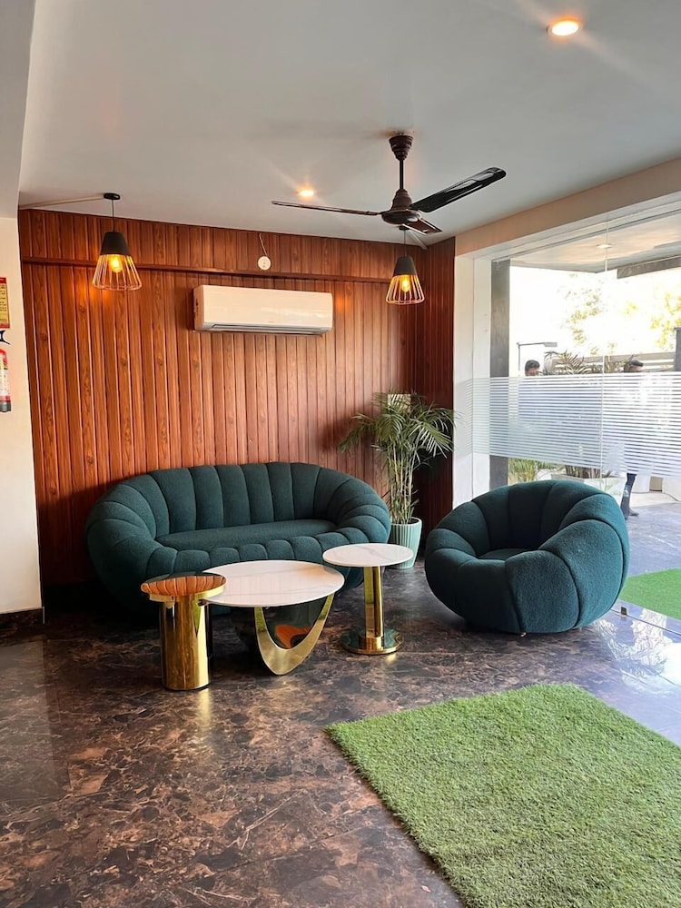 PINK GUAVA HOTELS