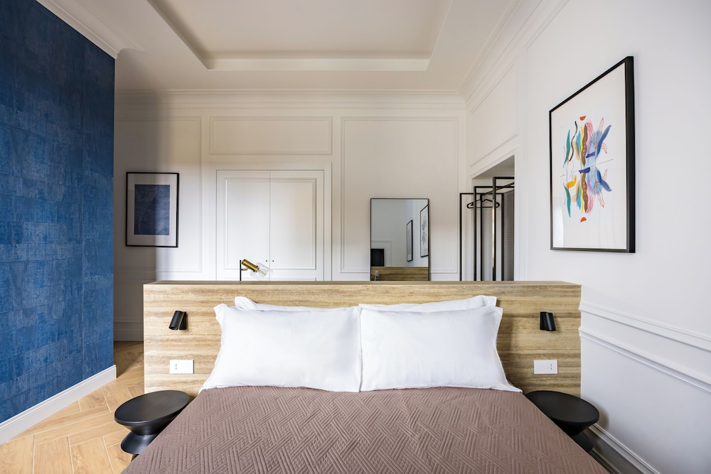 Chic Lifestyle Apartment