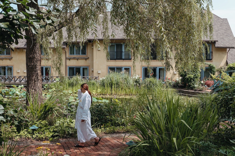 Mirbeau Inn and Spa