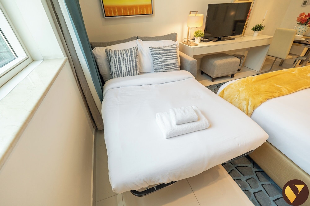 Damac Cour Jardin Pool & Gym Access