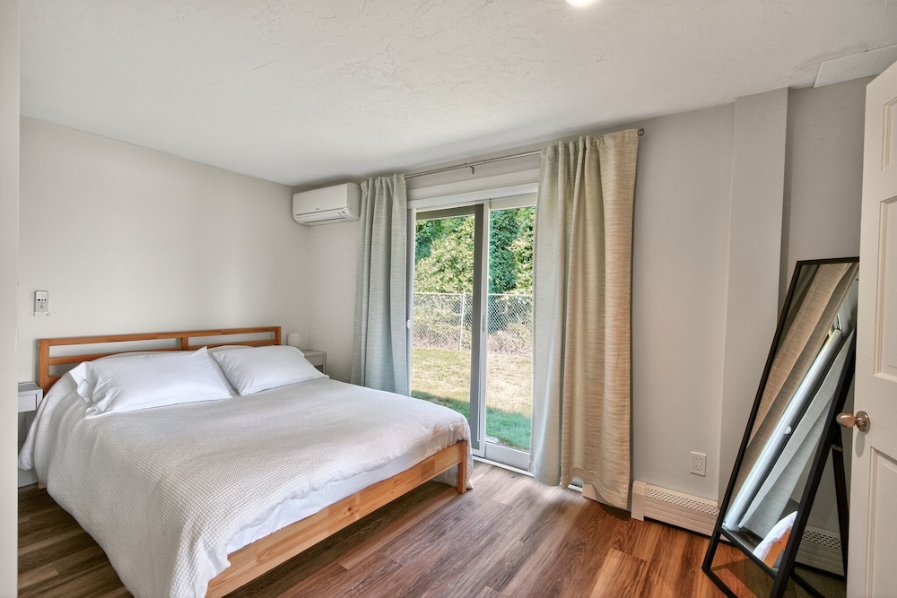 Ocean Views & Private Beach 3br Nature Escape 3 Bedroom Villa