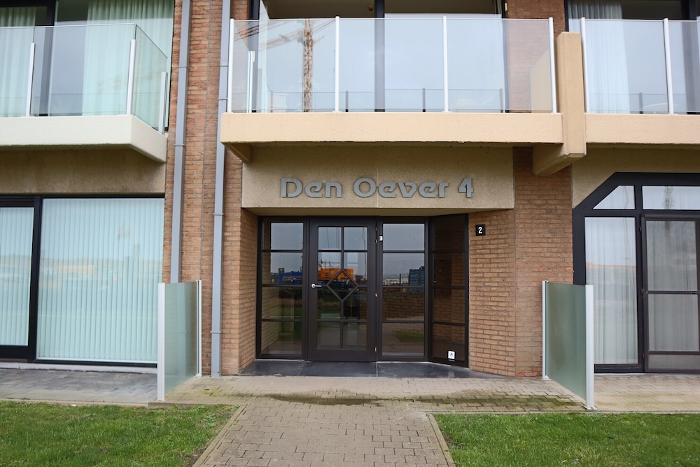 Apartment in Nieuwpoort With Terrace