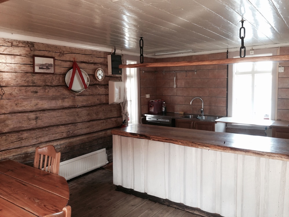 Hostel Lotsen