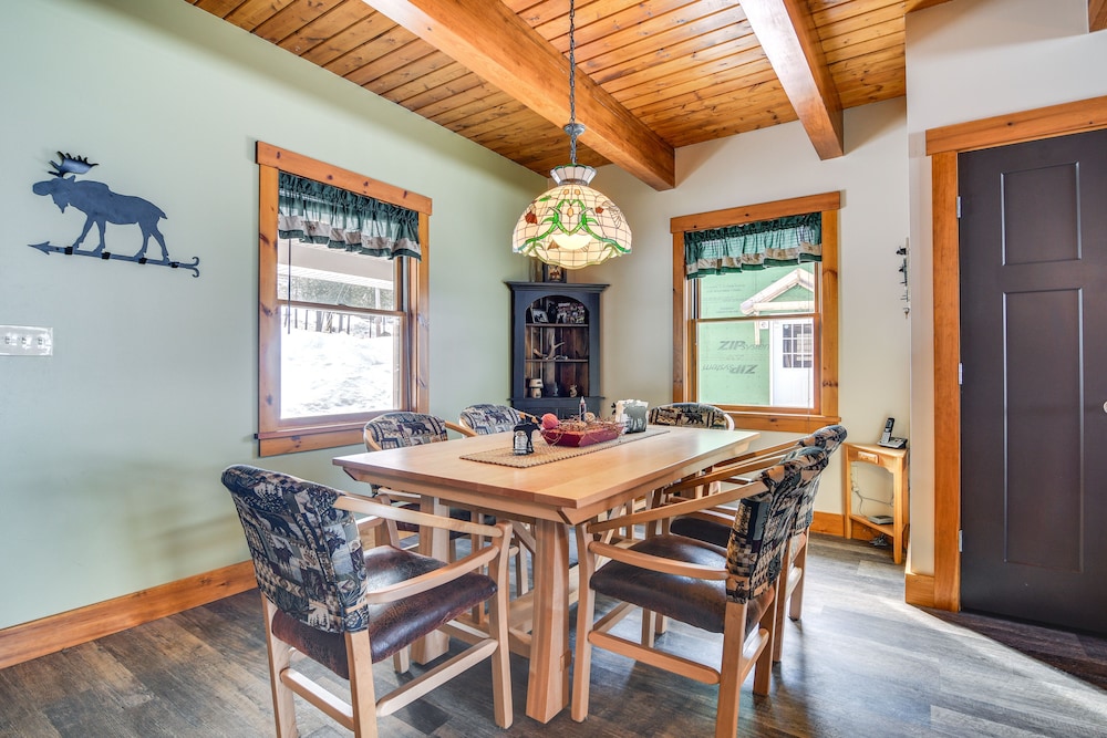 Lakefront New Hampshire Hideaway w/ Deck & Views