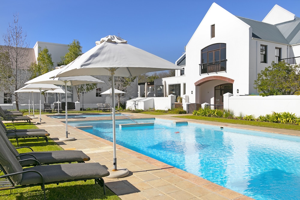 Winelands Golf Lodges 40 view 4