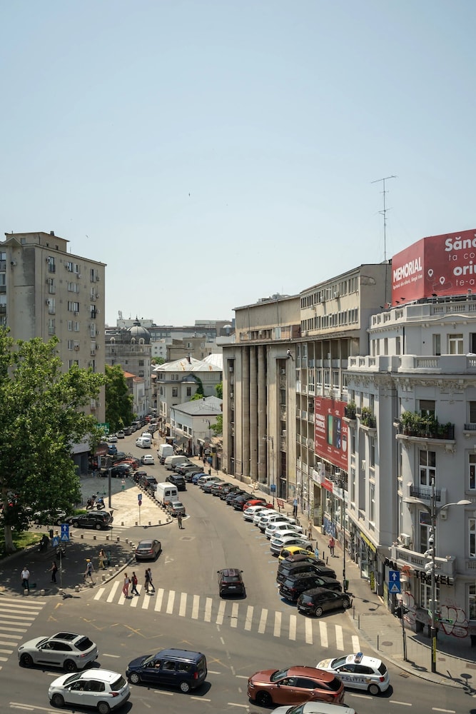 Grand 3BR Near Athenaeum Calea Victoriei