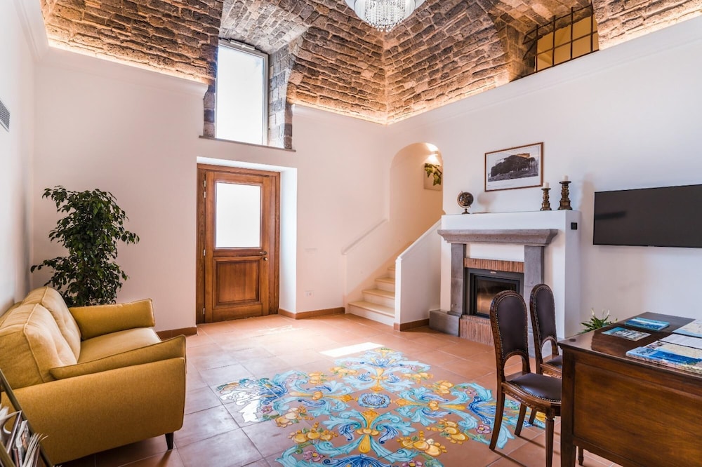 Villa Le Rondini in Massa Lubrense view 2