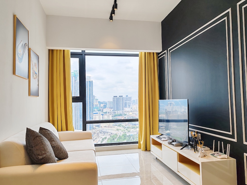 The Axon Bukit Bintang by SMOVF BNB