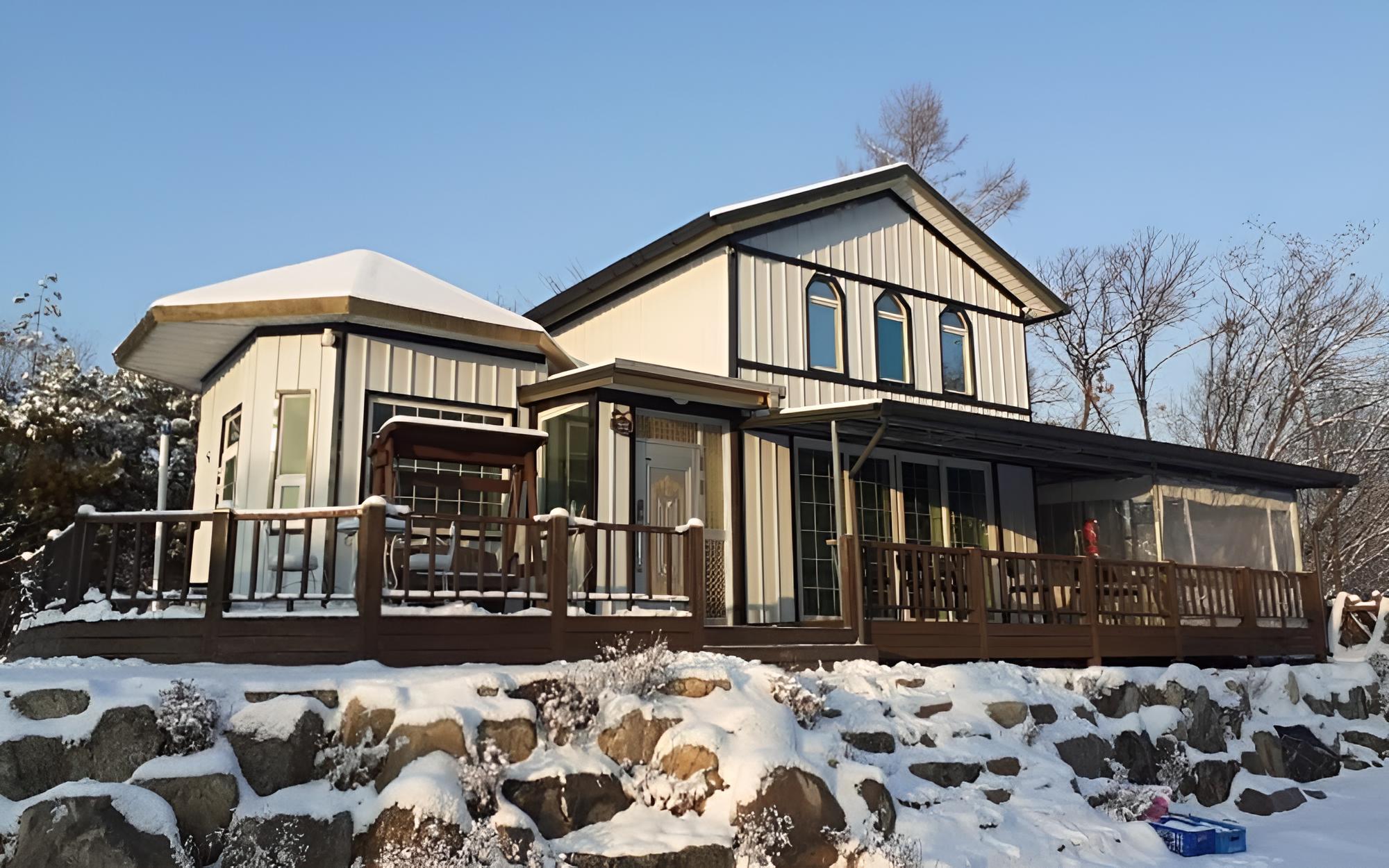 Hongcheon Hillhouse Pension view 5