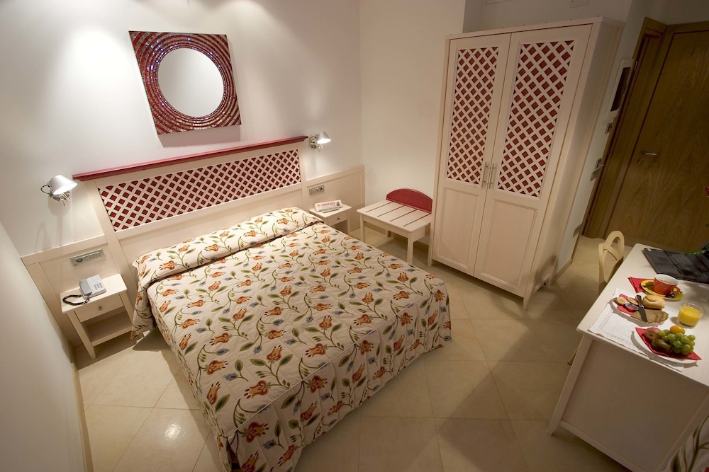 Katja Hotel