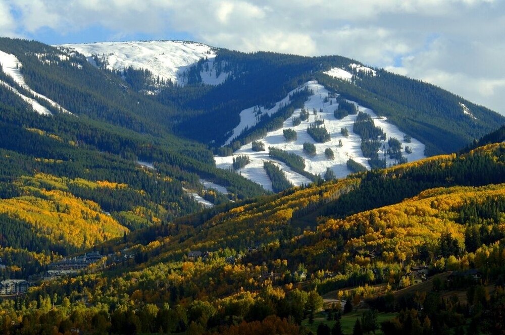 2 bedroom condo steps from Beaver Creek Village 2 Condo by RedAwning view 3