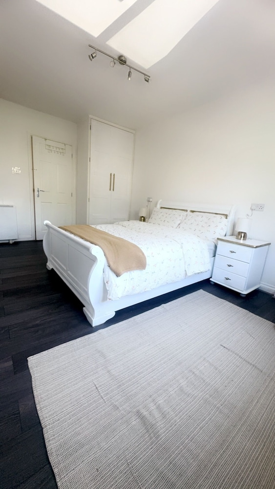 Birmingham Aprt- 2bdr- Sleeps4-close to City