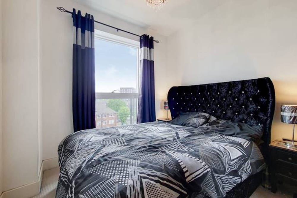 London 2 Bedroom In London view 5