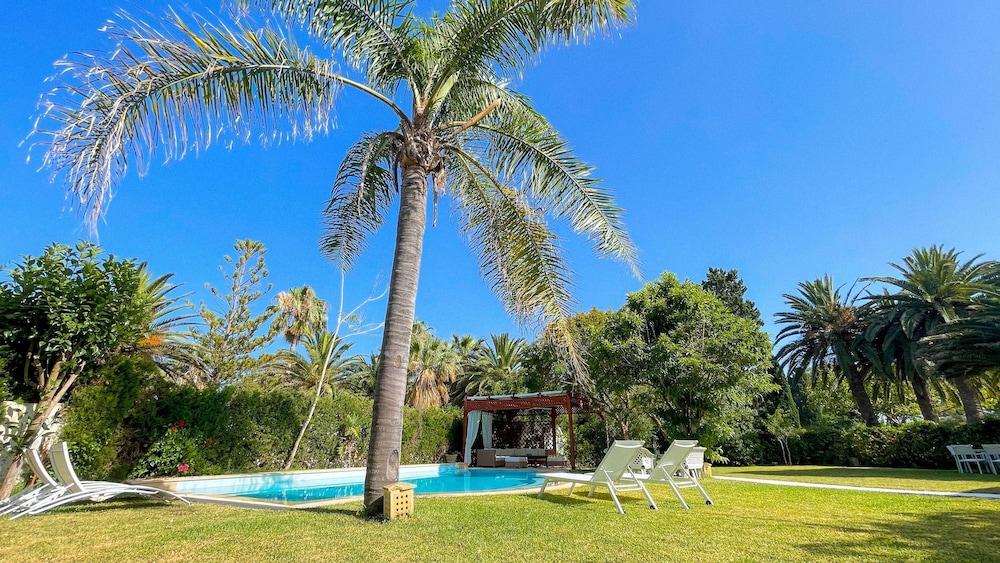 Residence Jannet Oasis Pour 16 en Bord de mer