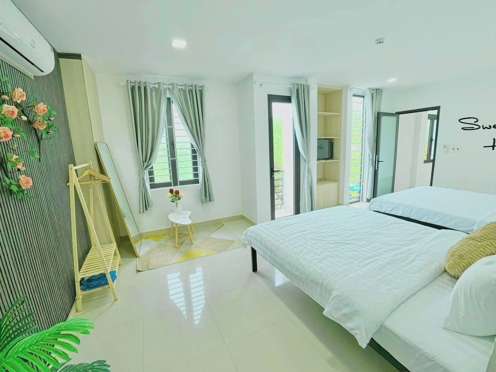 TORI HOMESTAY