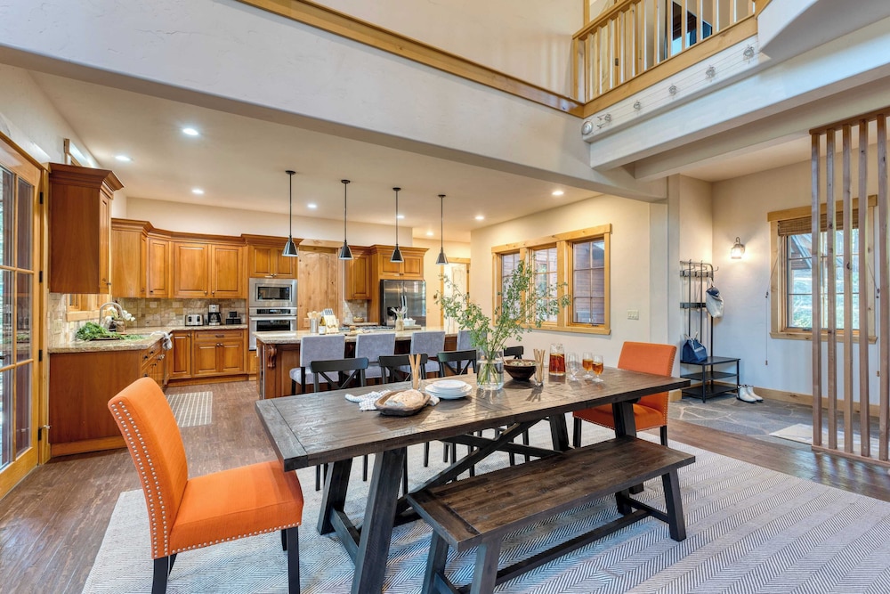 Grays Crossing by Avantstay Stunning 4bdr Cabin