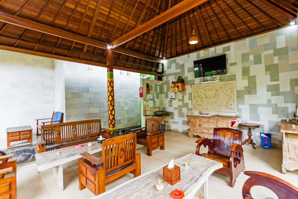 Lembongan Hostel