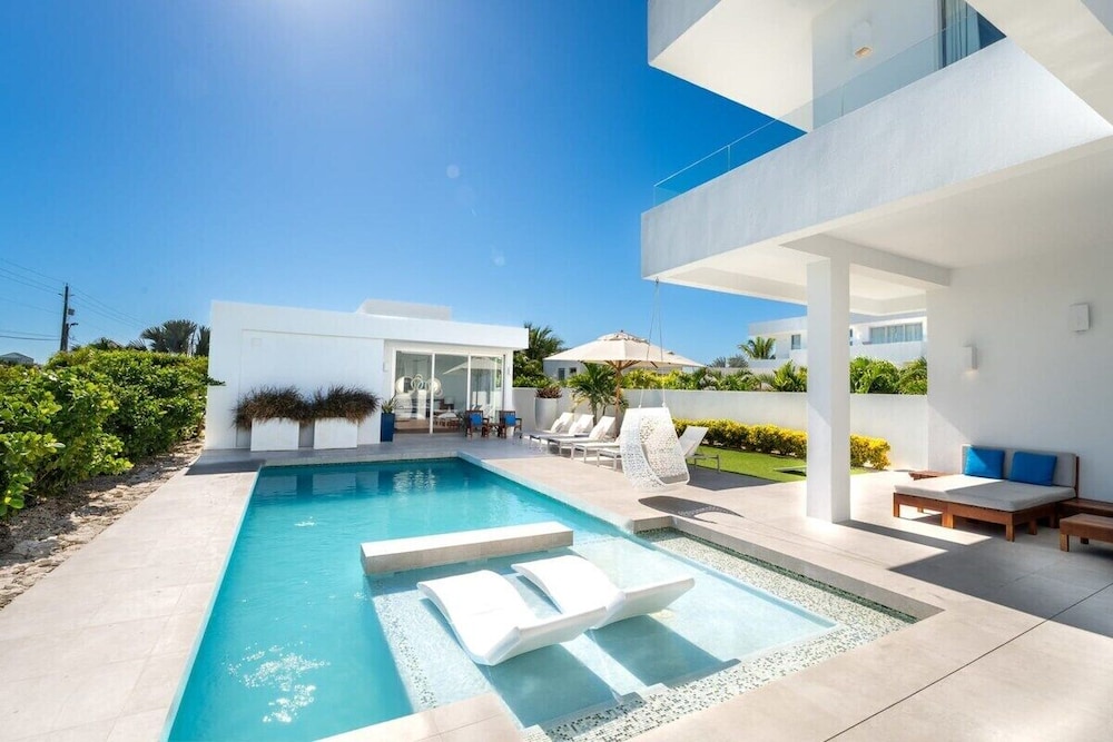 Luxury 3bdr Villa, Oceanview, Hotel Amenities v4