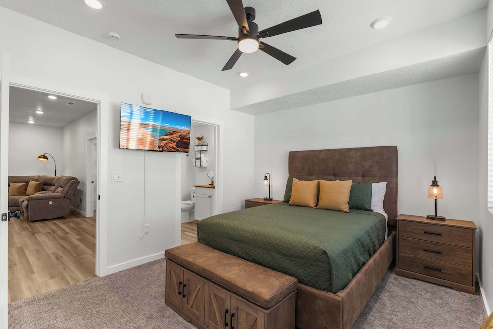 Sunset Ridge - Private Hot Tub Resort Amenities
