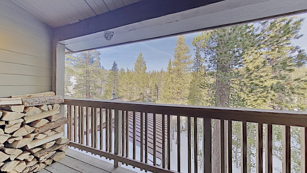 Mammoth Mountain Vacation Condos