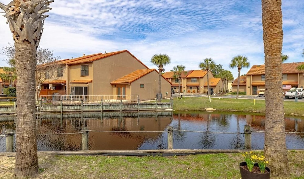 Gulf Highlands 229- St. Katherine Blvd