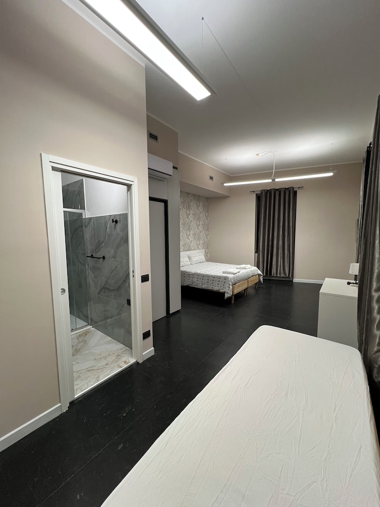 The Central Rock Inn camere con bagno privato self check in