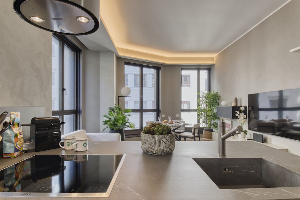 Central Tower S Babila - Elegant 2bdr With Rooftop Terrace