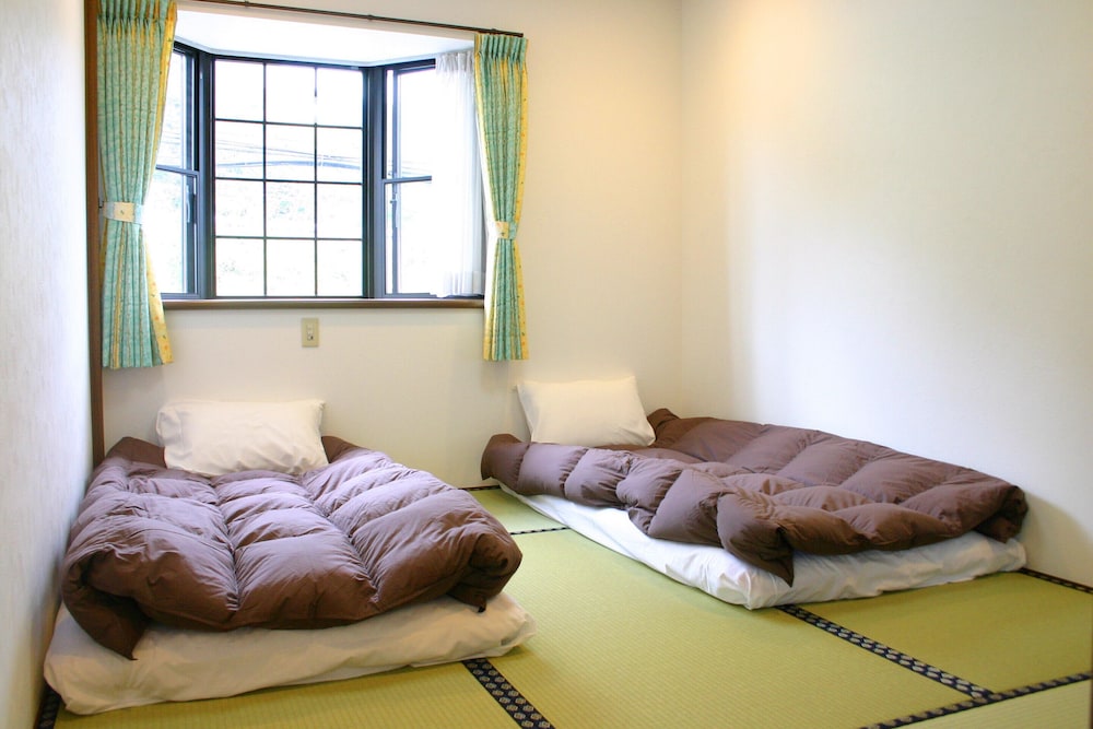 916 Travel Inn