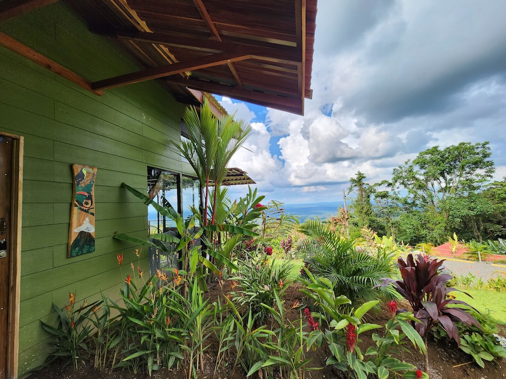 Cabañas Caeli Rainforest Glass Cabin La Perezosa La Fortuna