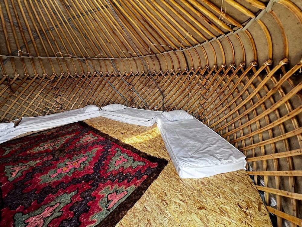 Glamping Svetlyi Mys view 2
