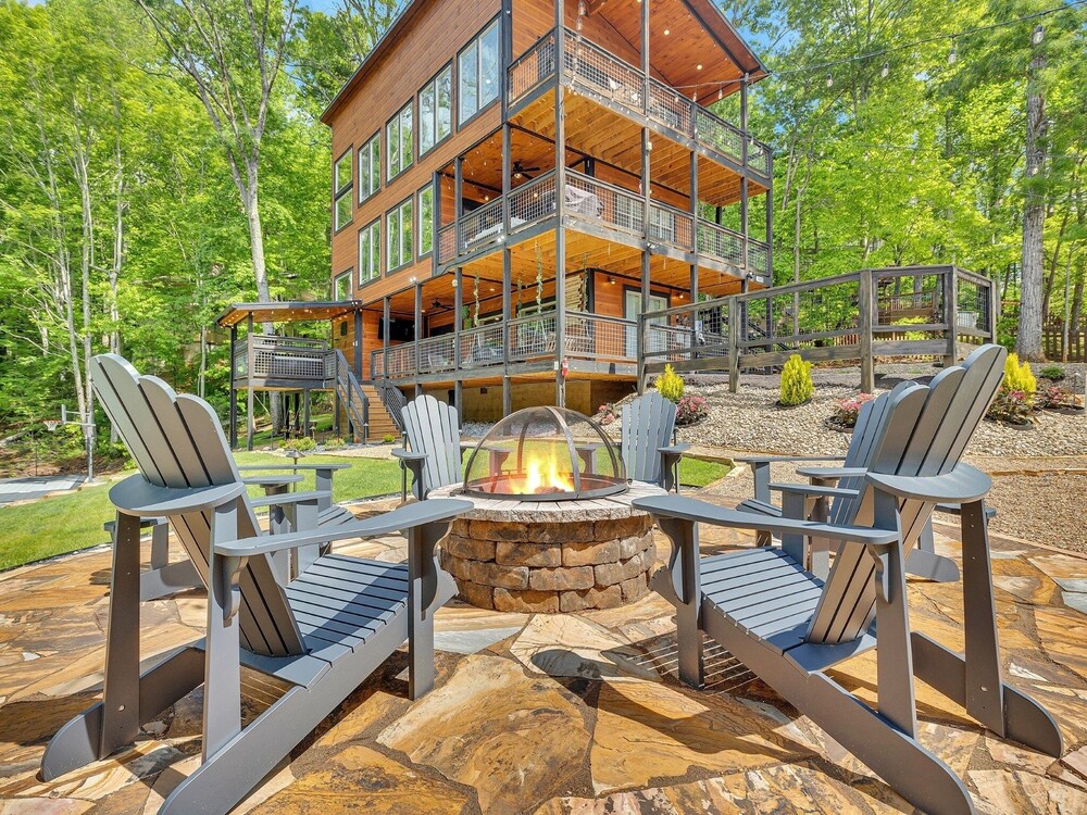 Ebenezer 4 Bedroom Cabin