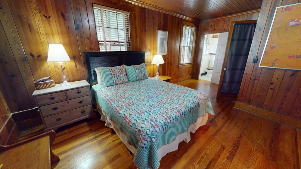 Lollipop II by Tybee Vacation Rentals