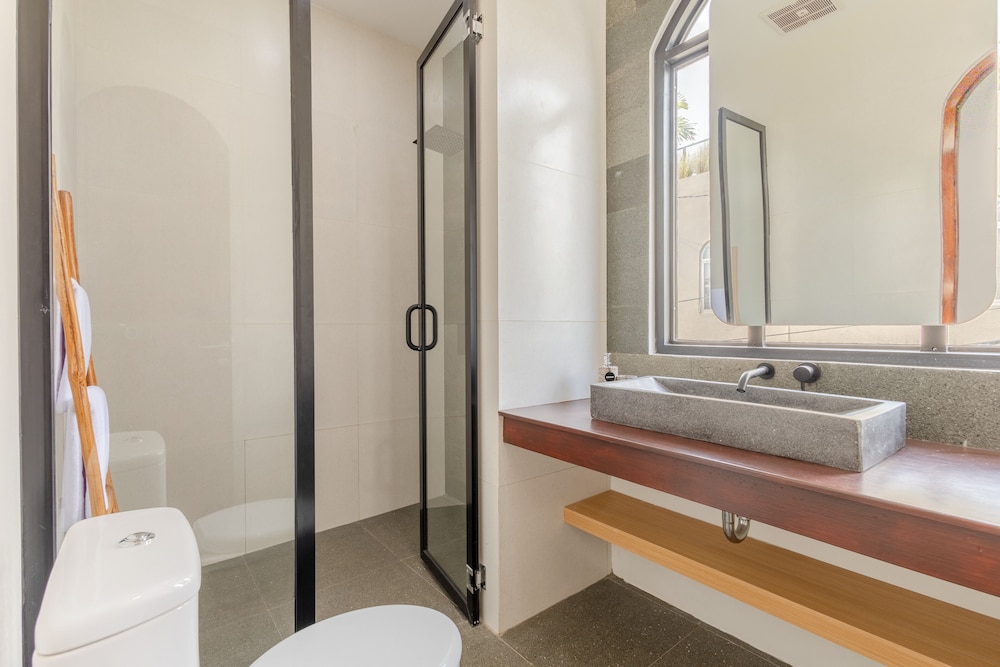 Stylish 3BR Villa La Greesa by OriVista